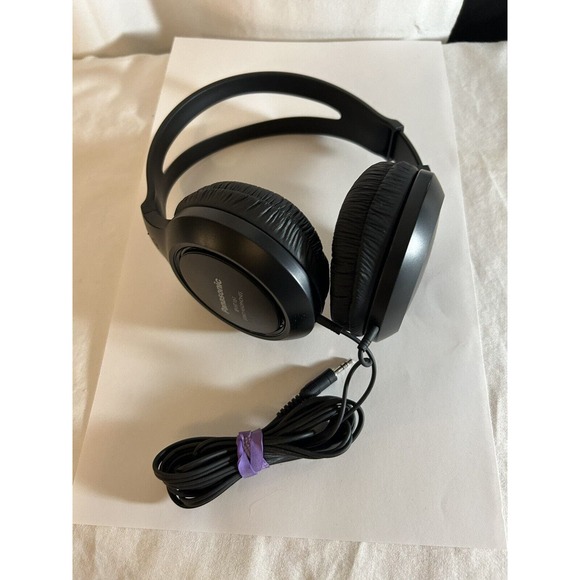 Panasonic Headphones RP-HT161-K Full Sized Over The Ear Lightweight Long Corded - Picture 2 of 3